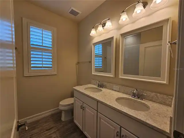 Listing Photo 33