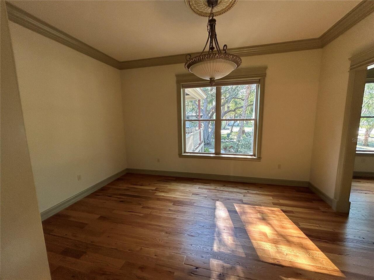 Listing Photo 33