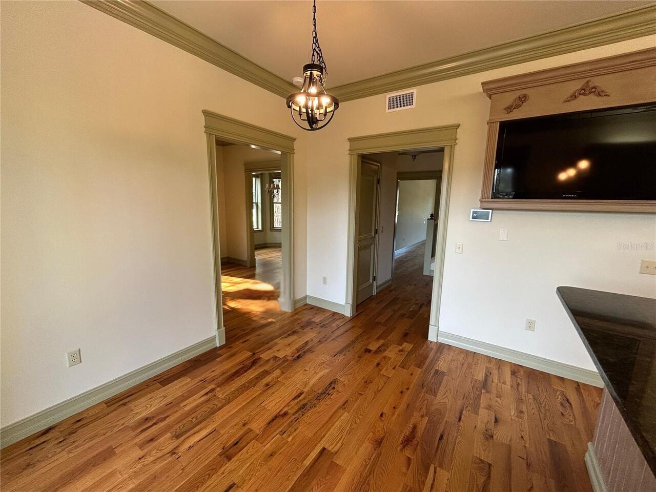 Listing Photo 41