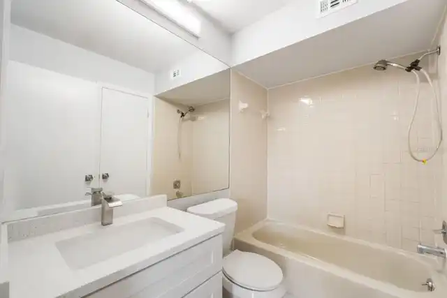 Listing Photo 8