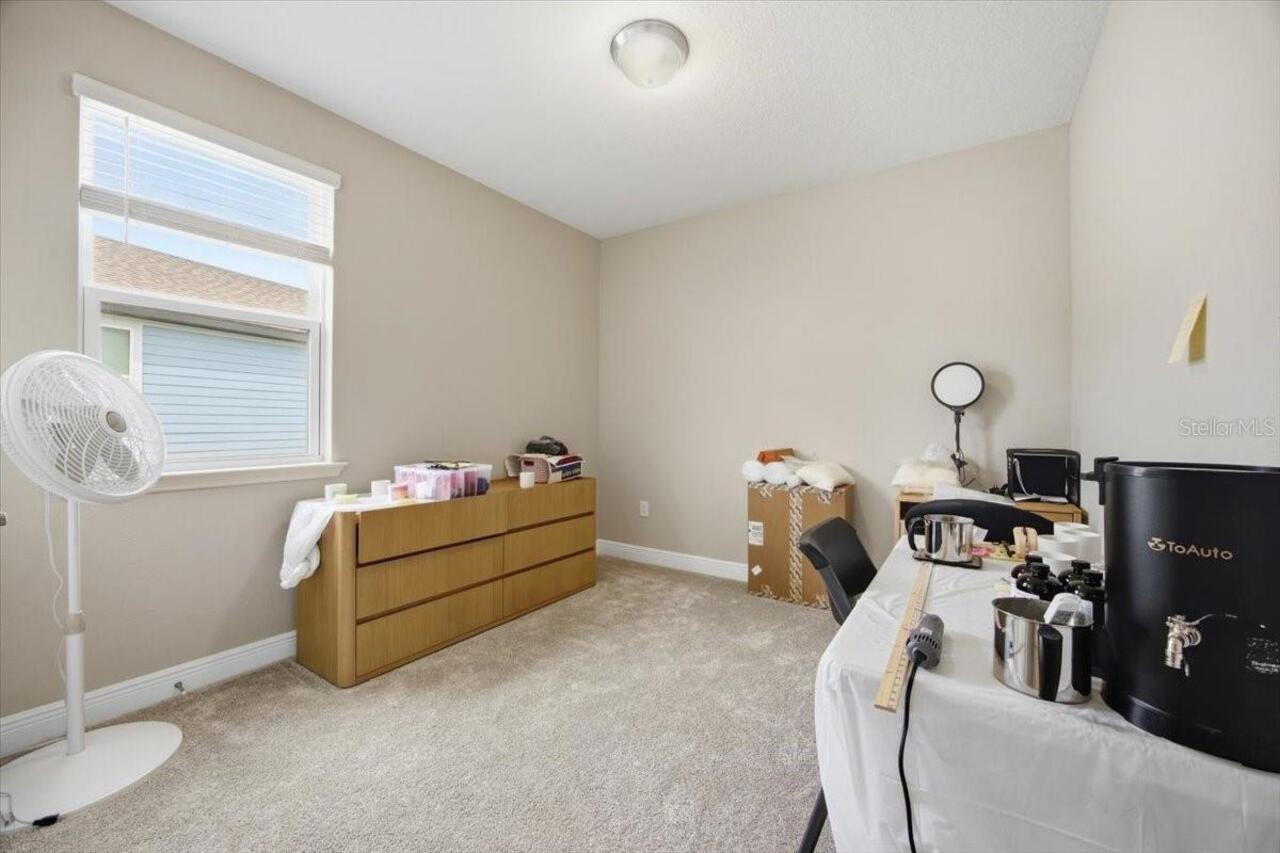 Listing Photo 18