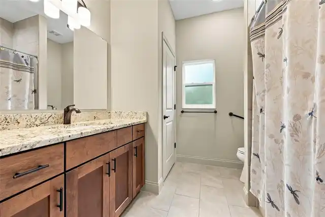 Listing Photo 25