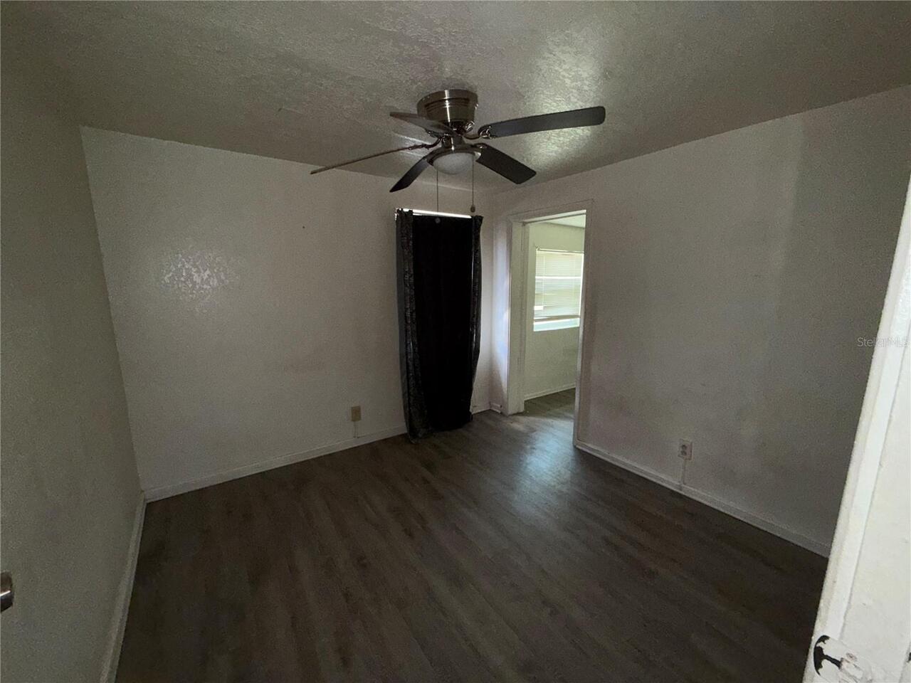 Listing Photo 9