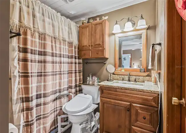 Listing Photo 18