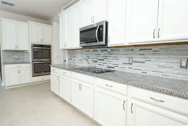 Listing Photo 13