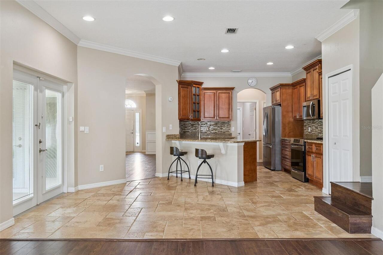 Listing Photo 16