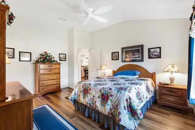 Listing Photo 15