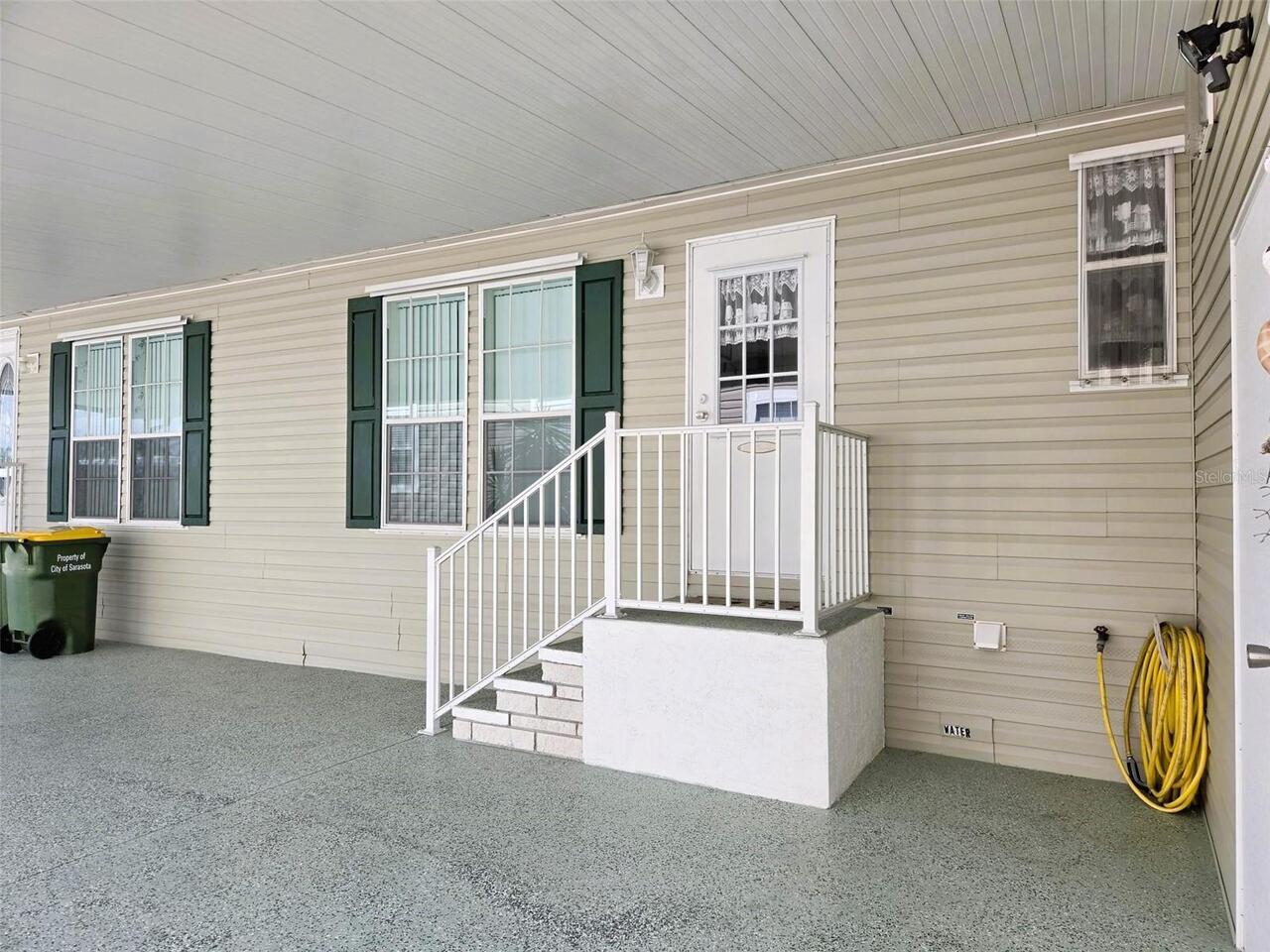 Listing Photo 7