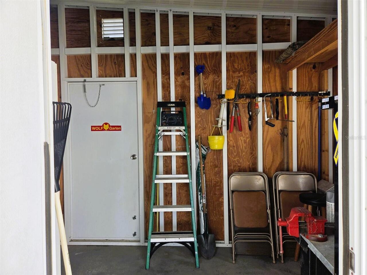 Listing Photo 9