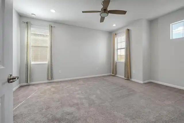 Listing Photo 25