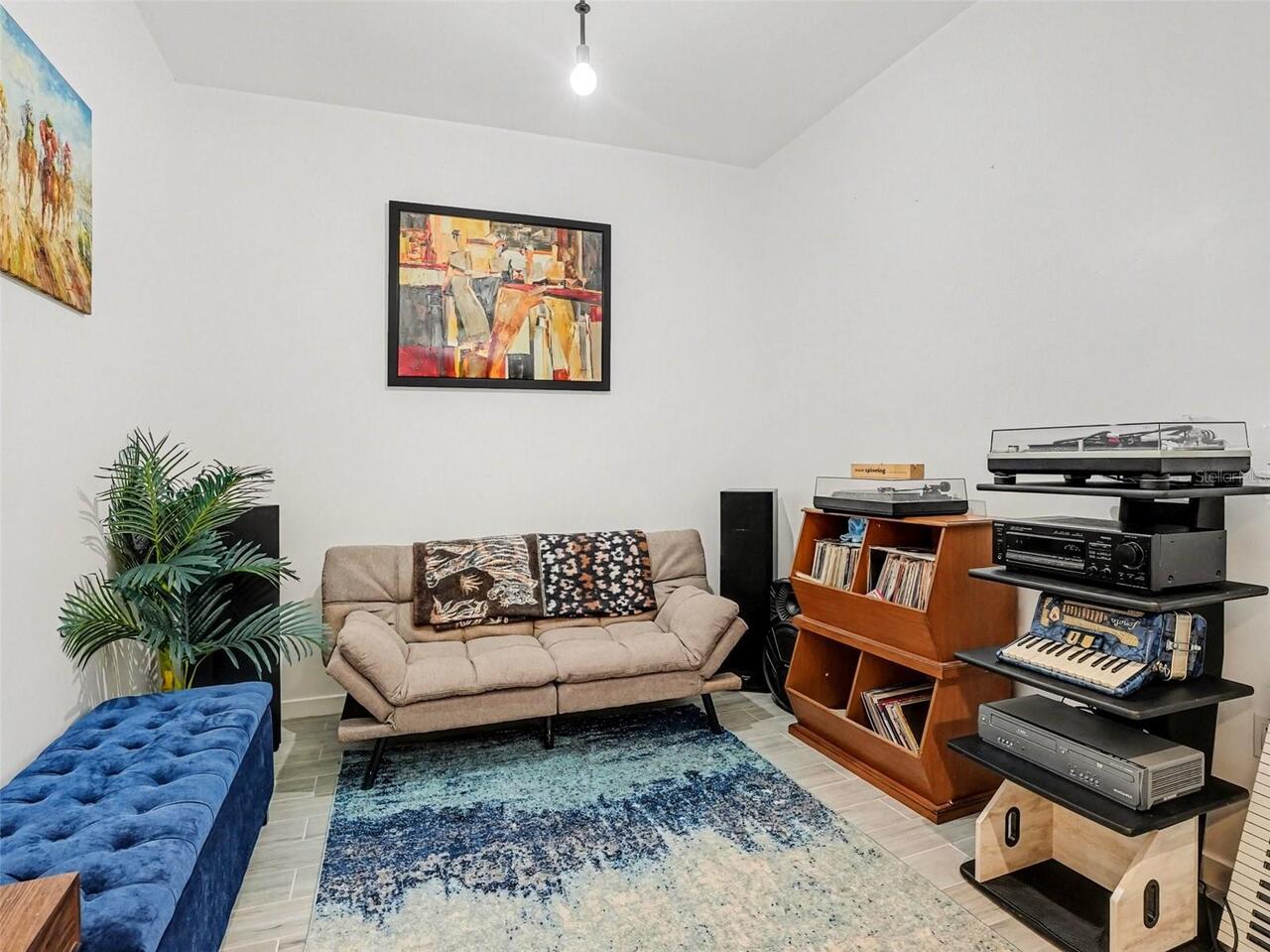 Listing Photo 21