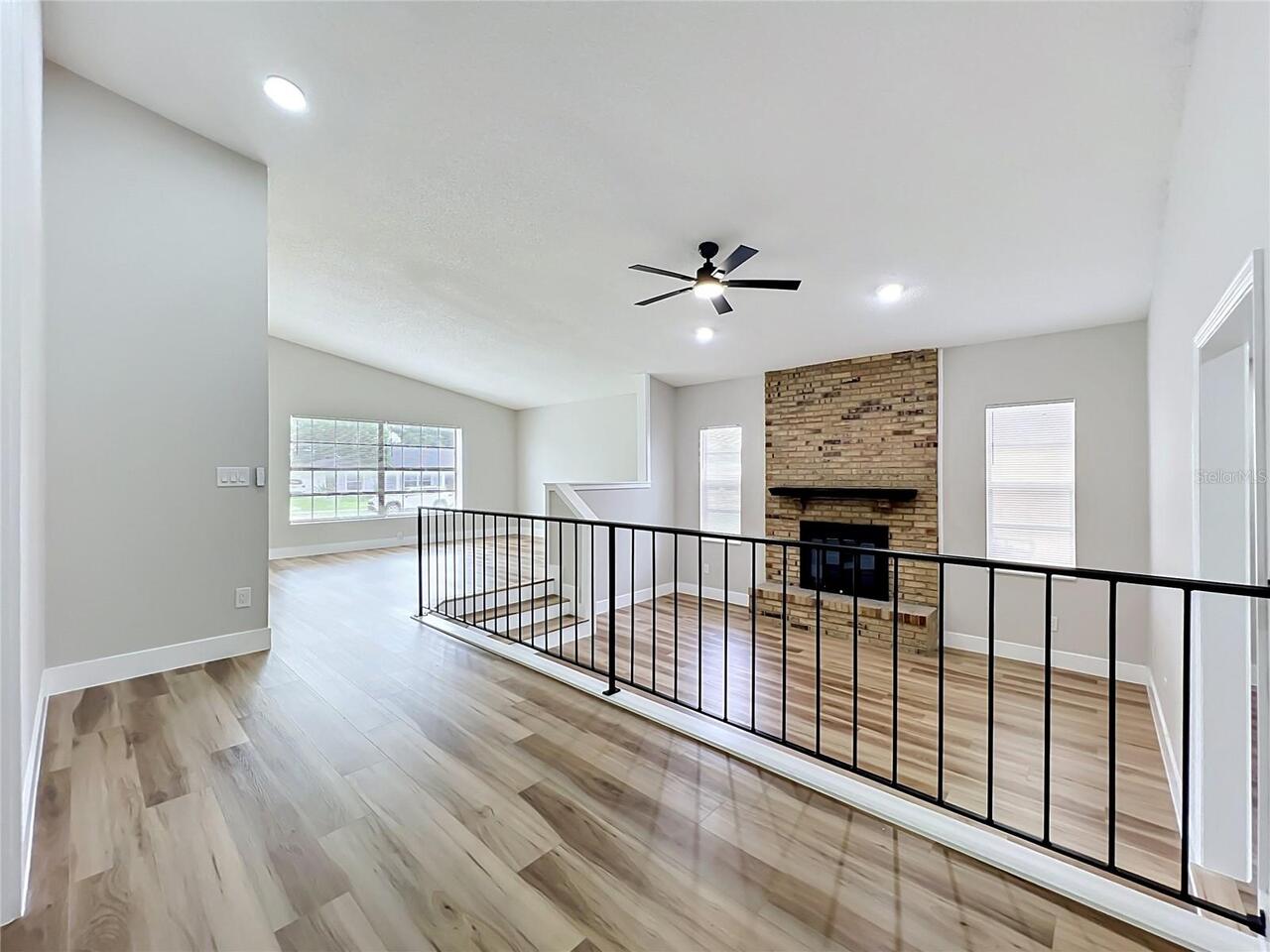 Listing Photo 17