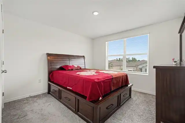 Listing Photo 22