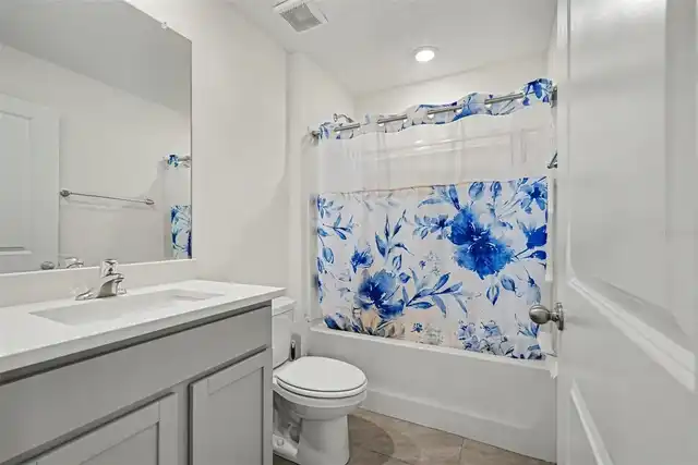 Listing Photo 25