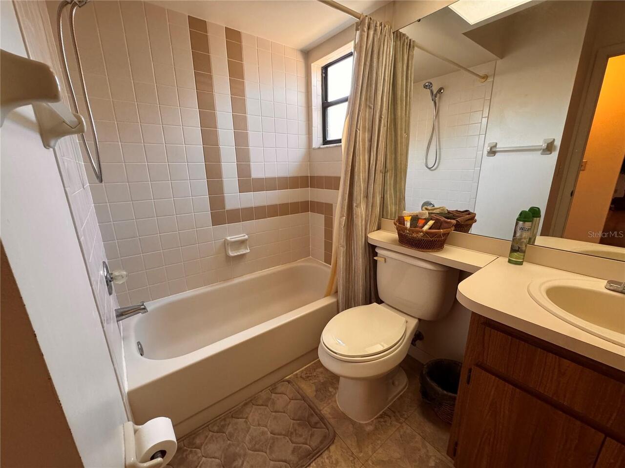 Listing Photo 18