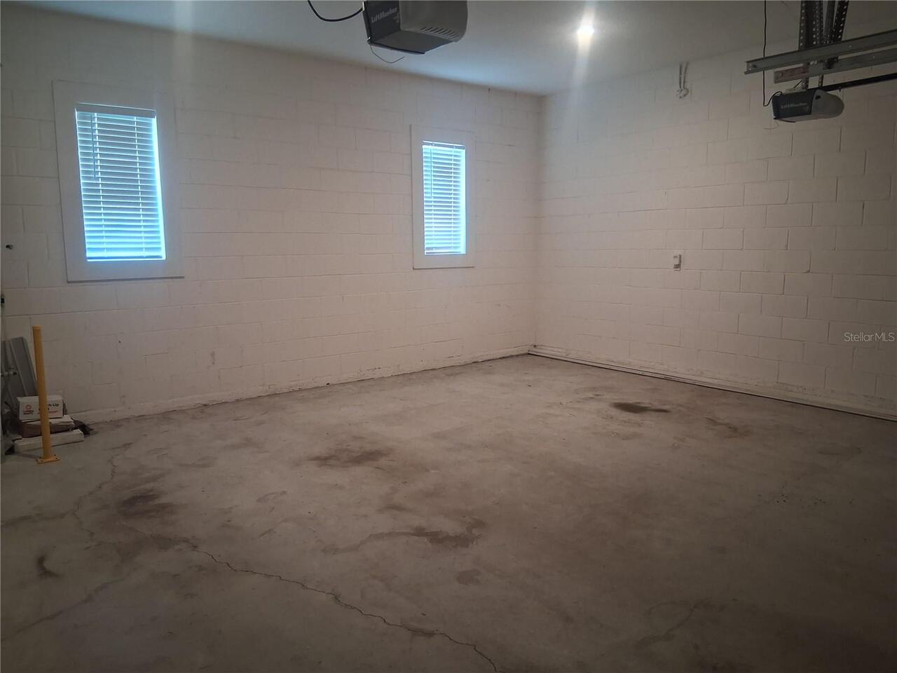 Listing Photo 11