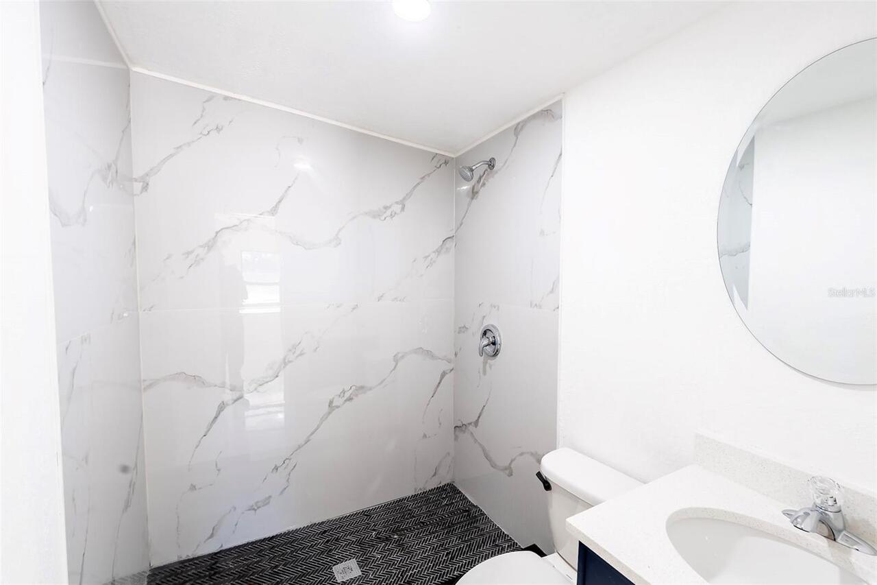 Listing Photo 43