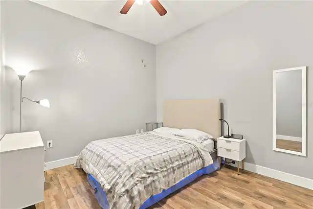 Listing Photo 20
