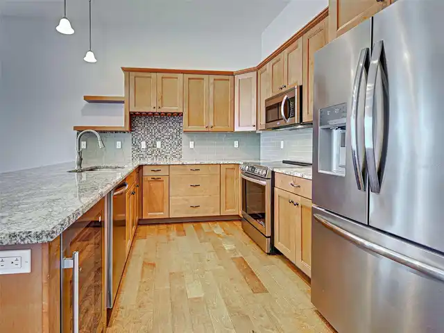 Listing Photo 15