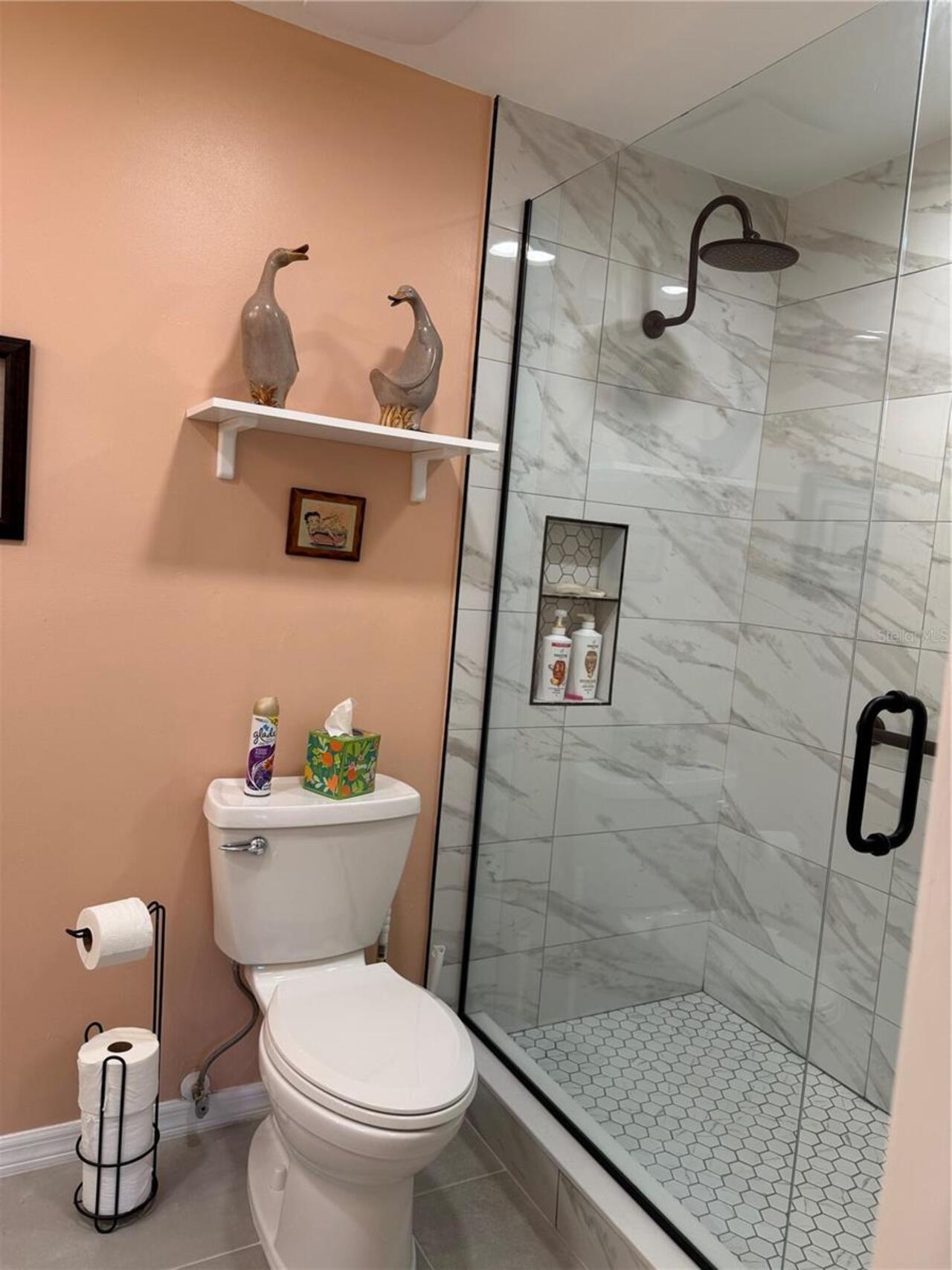 Listing Photo 17