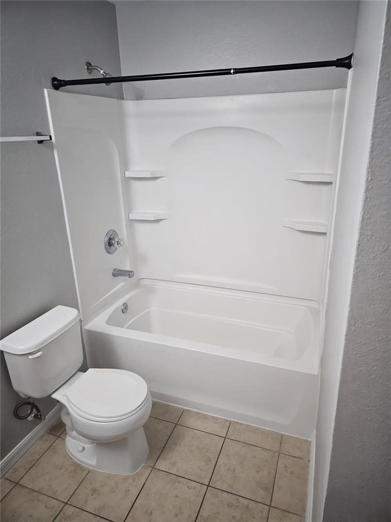 Listing Photo 16