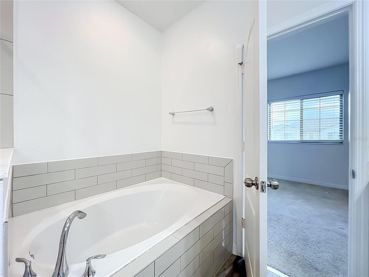 Listing Photo 44