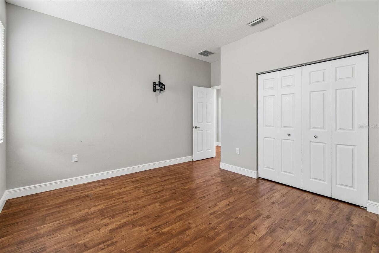 Listing Photo 33