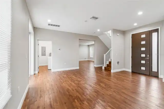 Listing Photo 19
