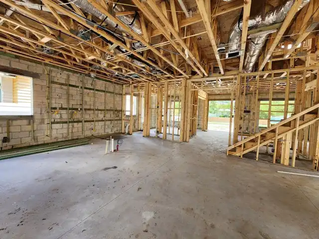 Listing Photo 5