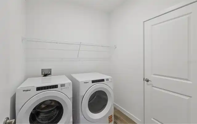 Listing Photo 12