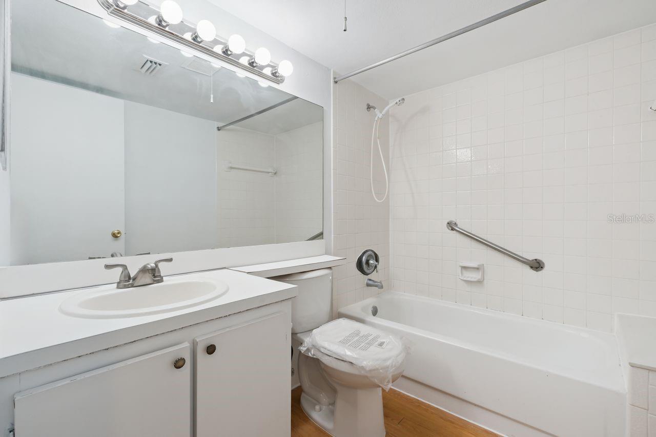 Listing Photo 7