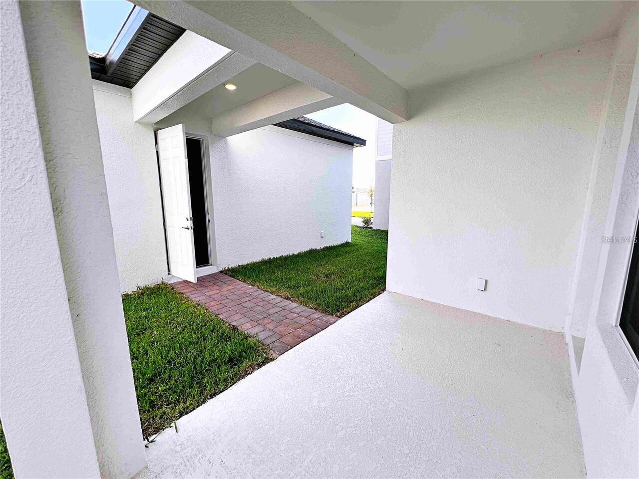 Listing Photo 17