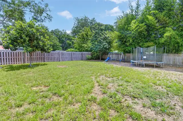 Listing Photo 23