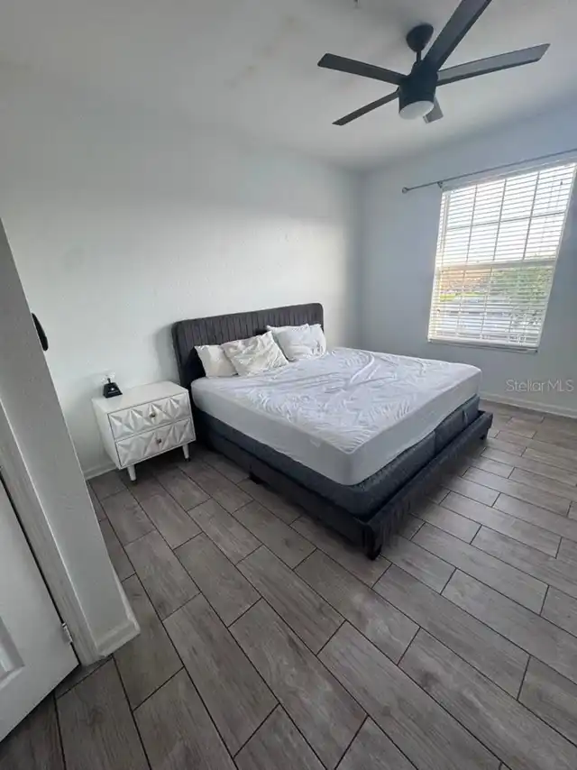 Listing Photo 6