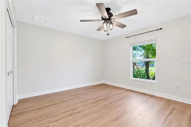Listing Photo 36