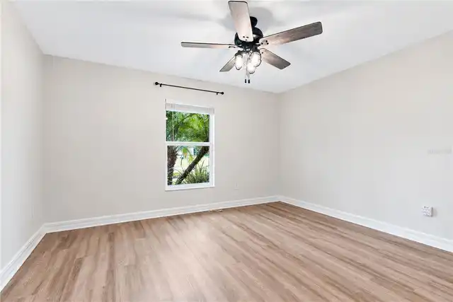 Listing Photo 37