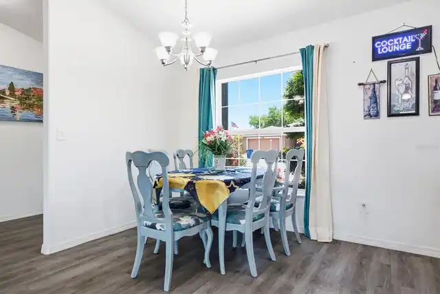 Listing Photo 16