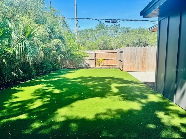 Listing Photo 7