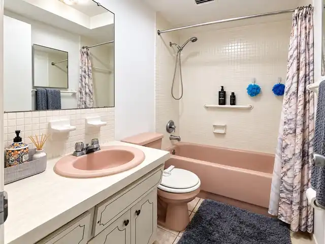 Listing Photo 9