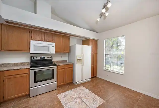 Listing Photo 7