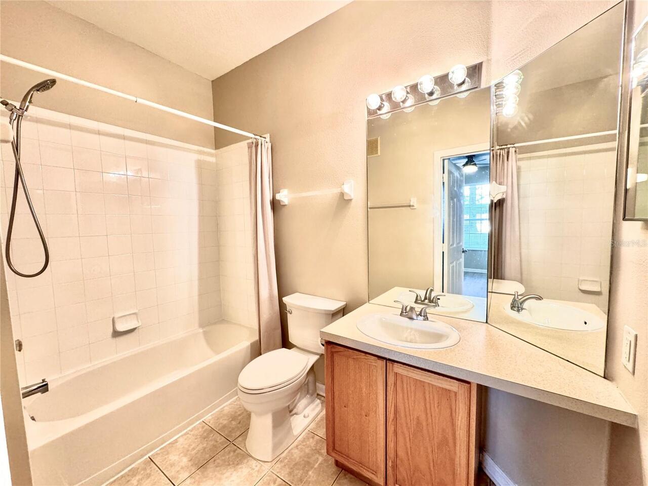 Listing Photo 7