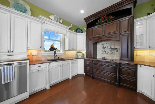 Listing Photo 18