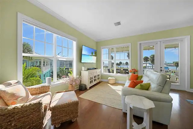 Listing Photo 22