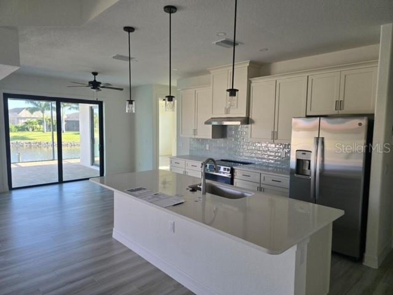 Listing Photo 12