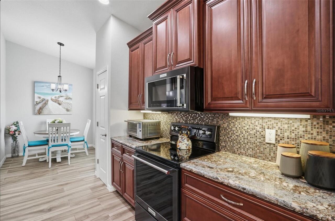 Listing Photo 18