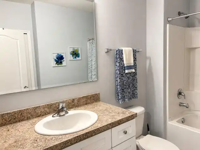 Listing Photo 14
