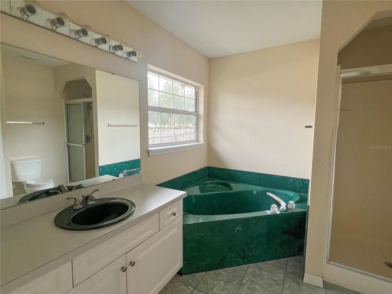 Listing Photo 14