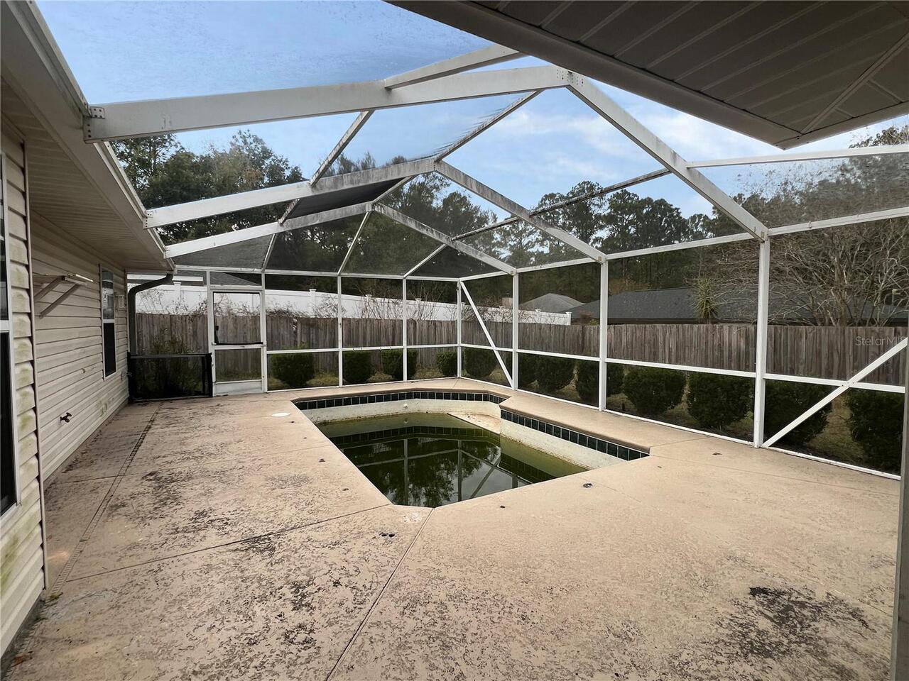 Listing Photo 16