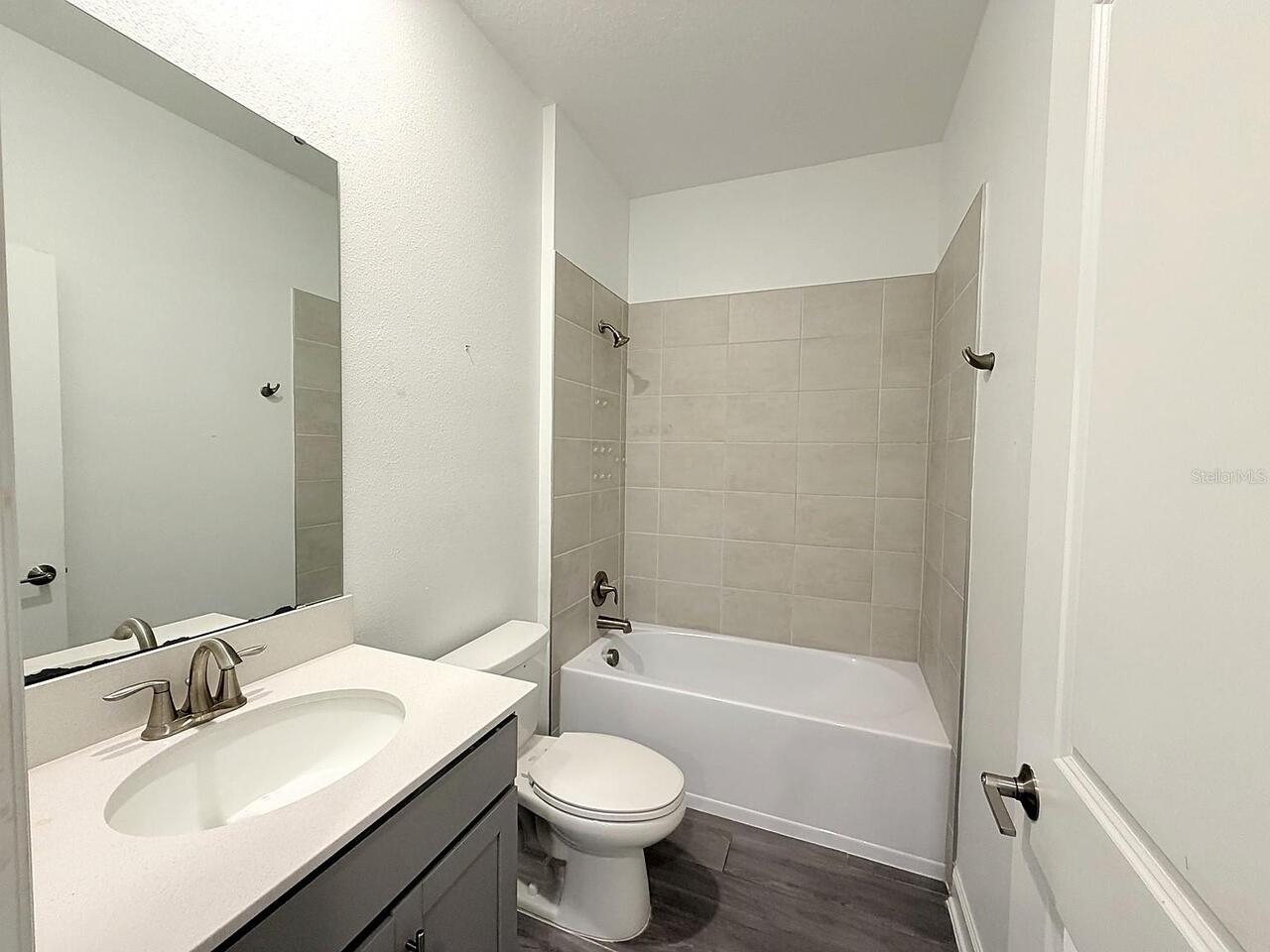Listing Photo 14