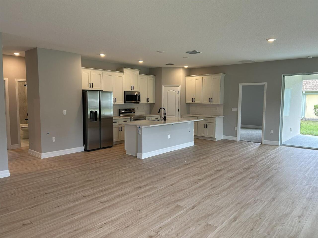 Listing Photo 7